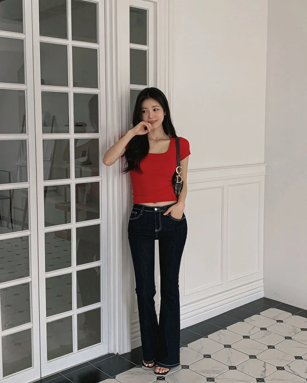 반팔 티셔츠 모델 착용 이미지-S1L105