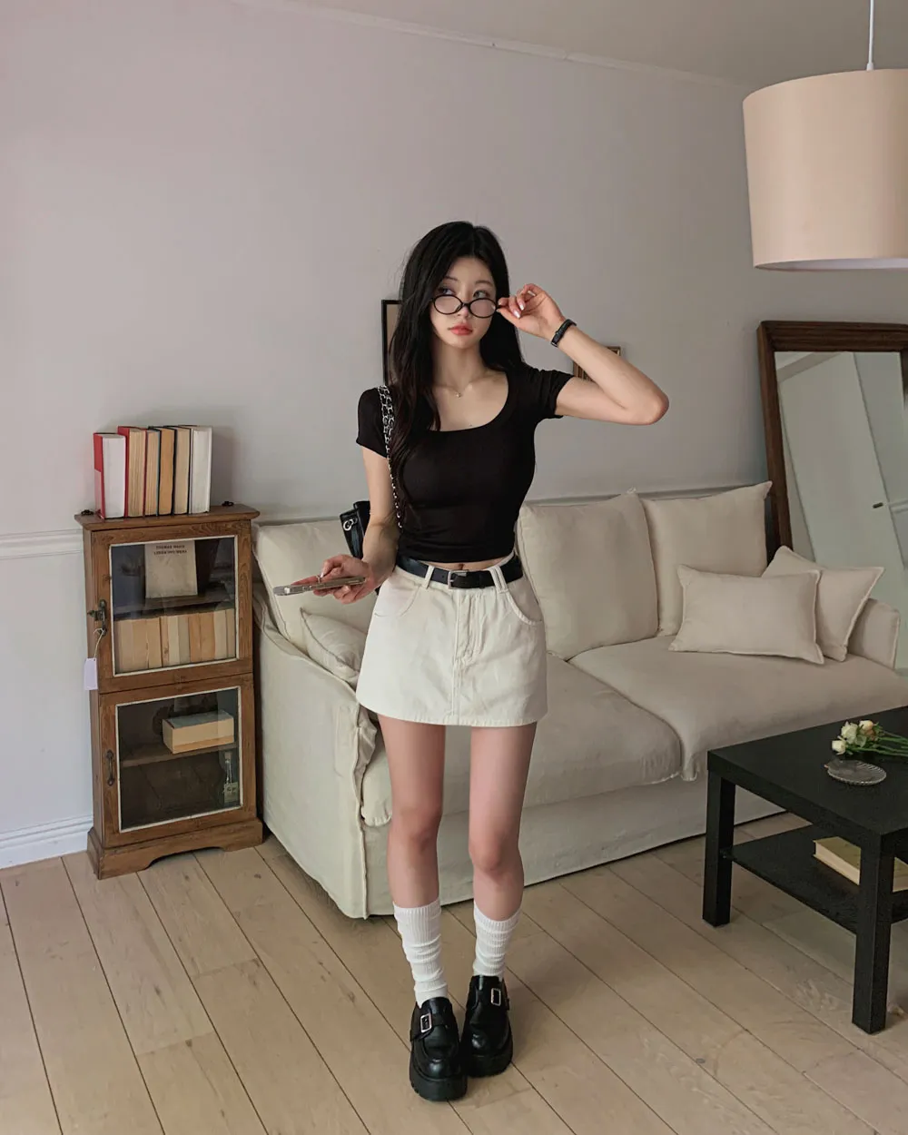 반팔 티셔츠 모델 착용 이미지-S1L123