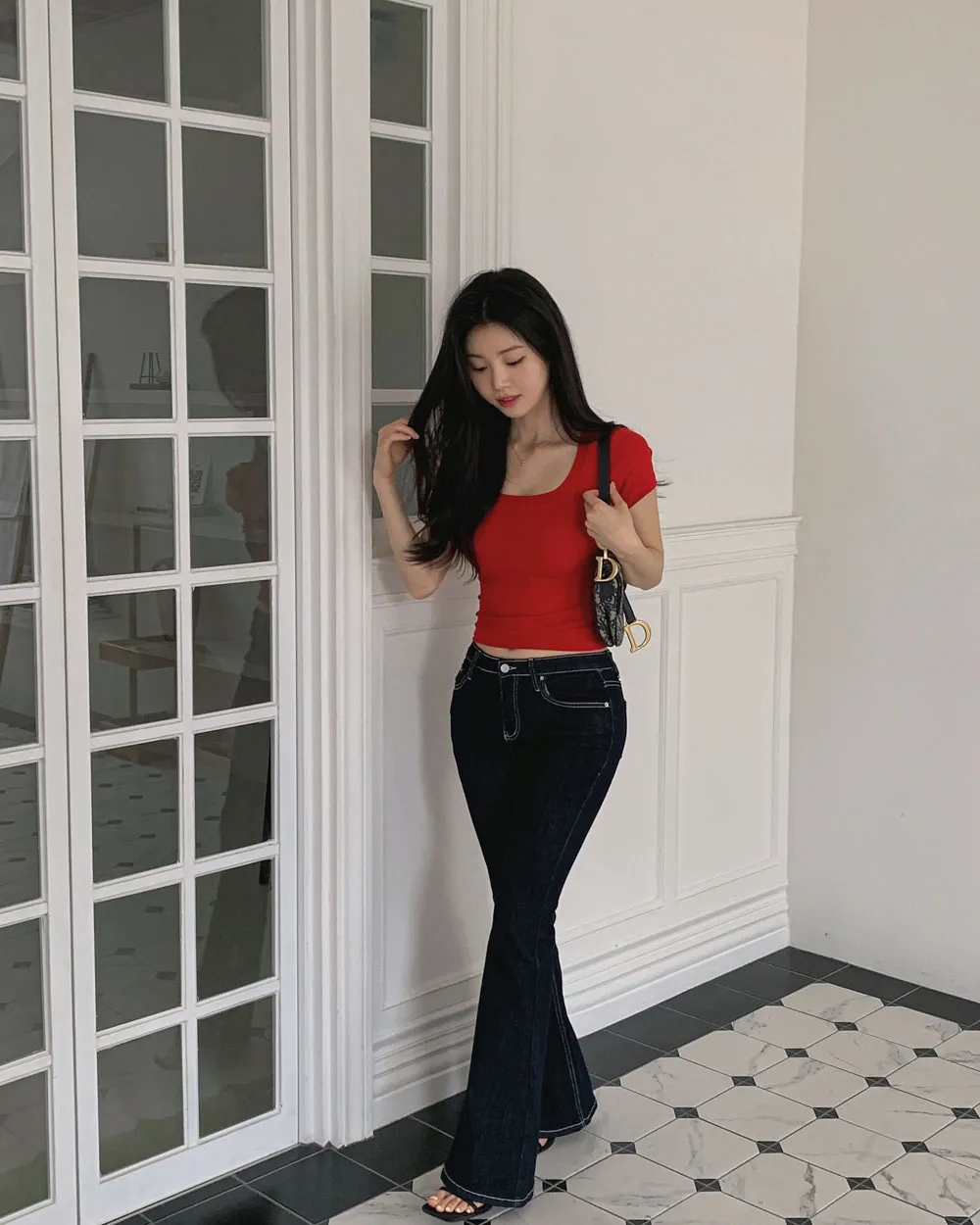 반팔 티셔츠 모델 착용 이미지-S1L107