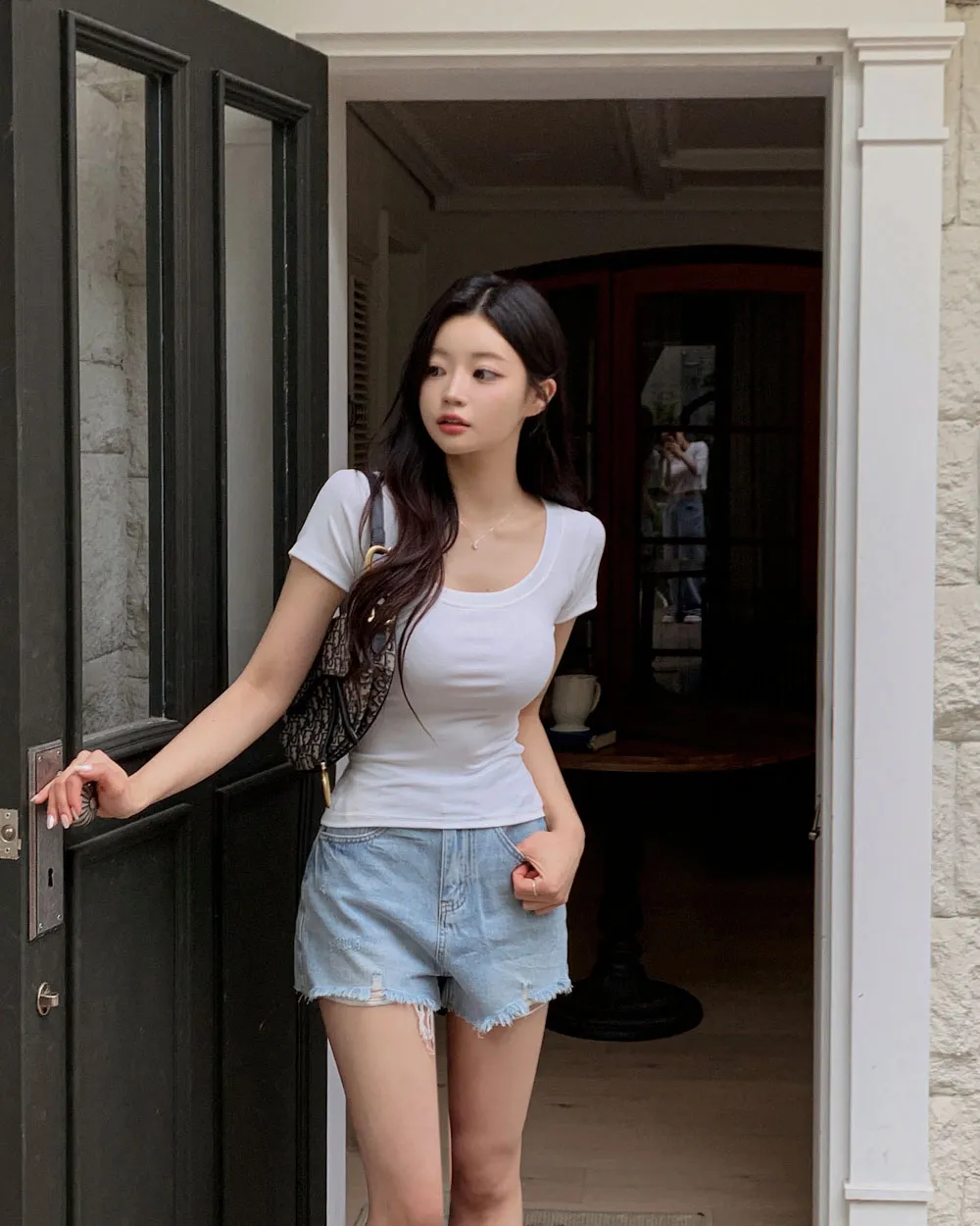 반팔 티셔츠 모델 착용 이미지-S1L33