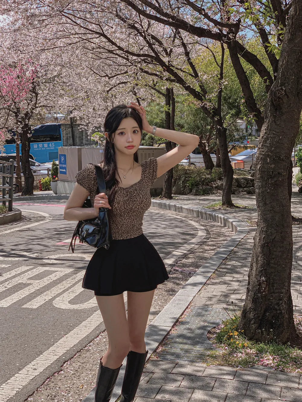 반바지 모델 착용 이미지-S1L150