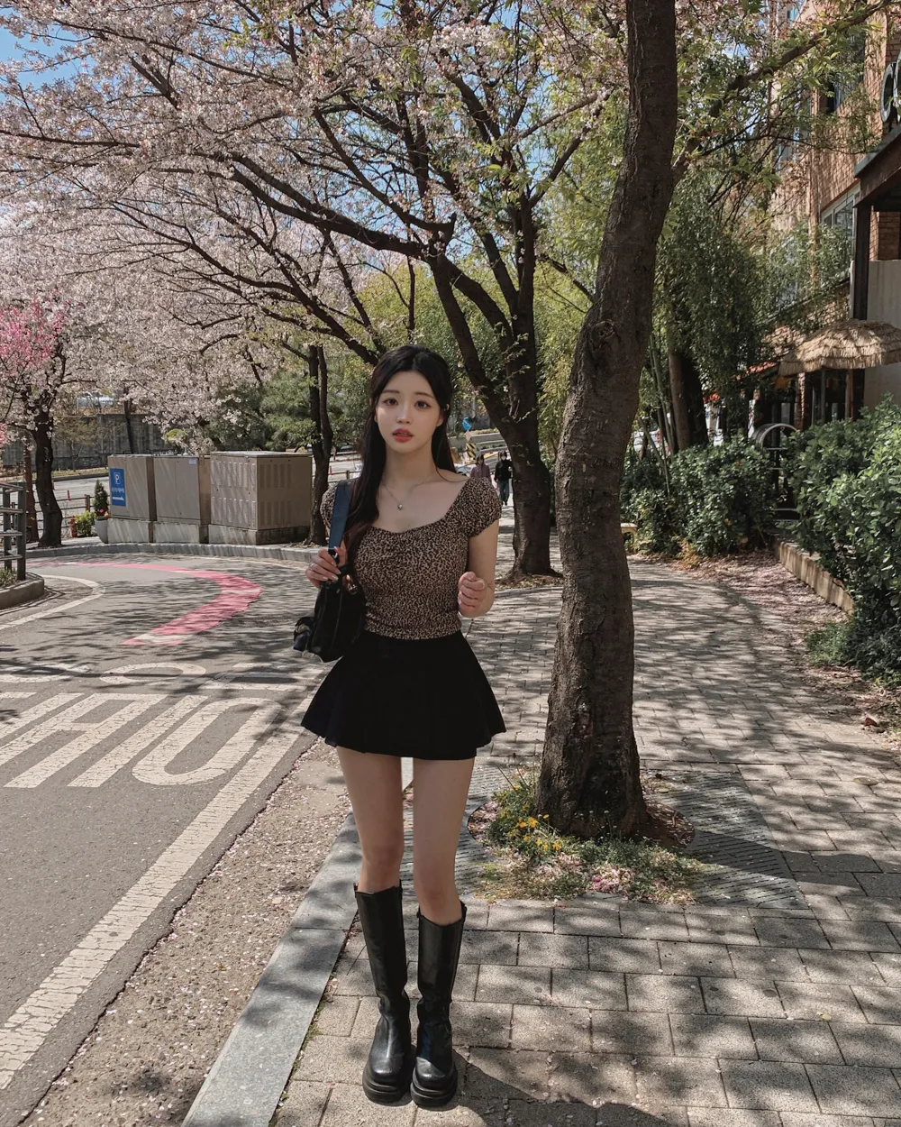 반바지 모델 착용 이미지-S1L151
