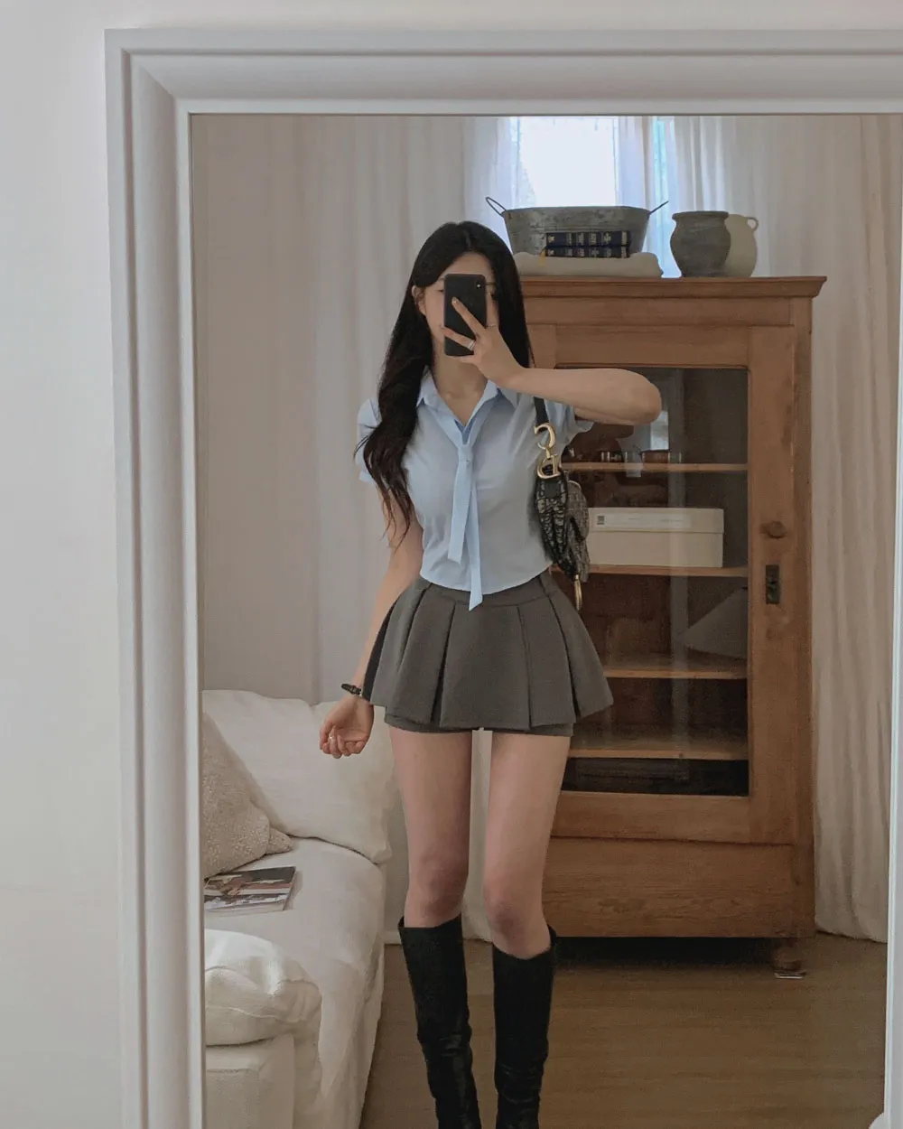 반바지 모델 착용 이미지-S1L67