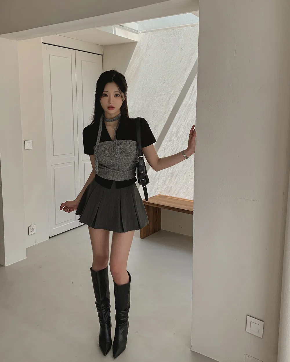 민소매 모델 착용 이미지-S1L28