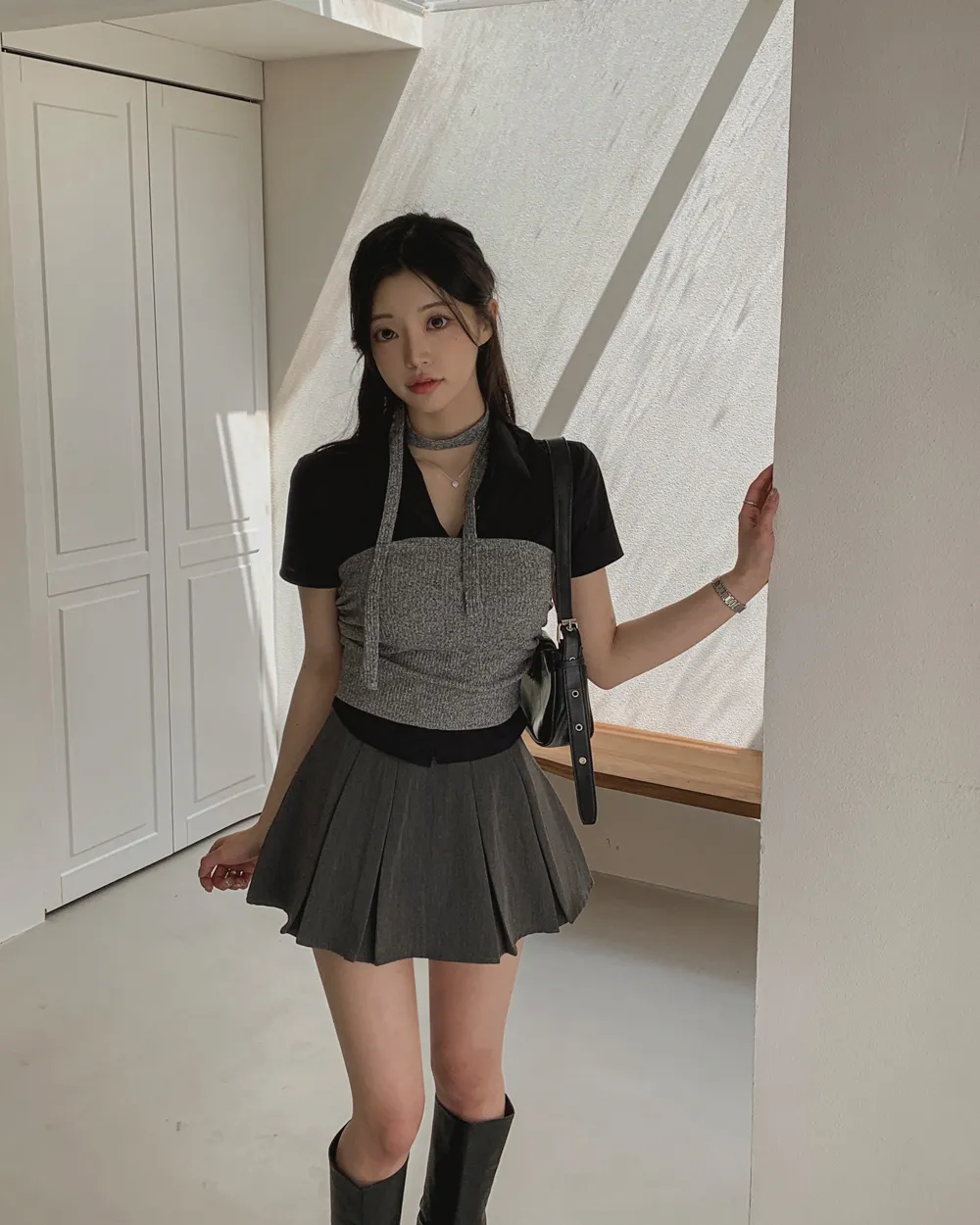 민소매 모델 착용 이미지-S1L35
