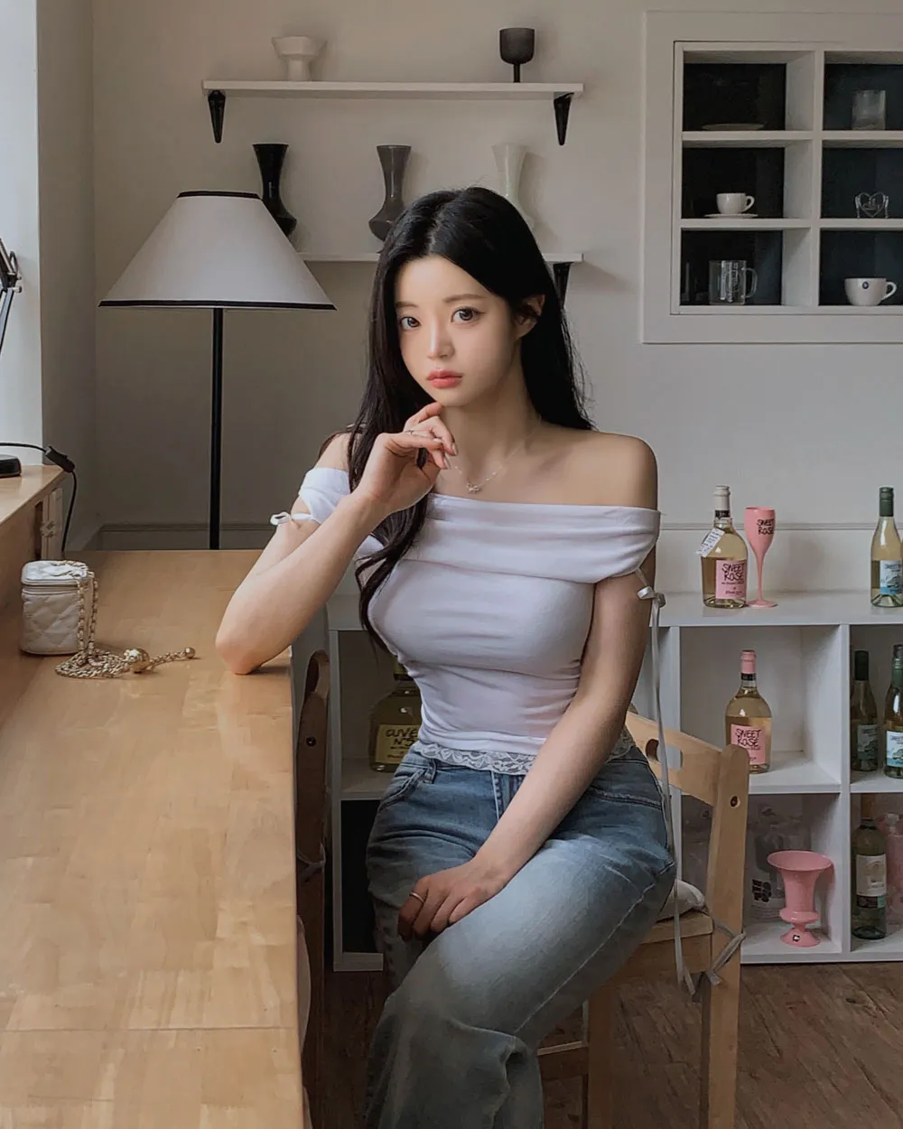 바지 모델 착용 이미지-S1L53