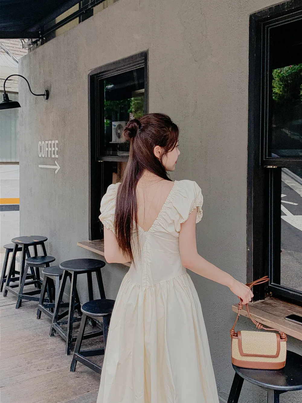 드레스 모델 착용 이미지-S3L21