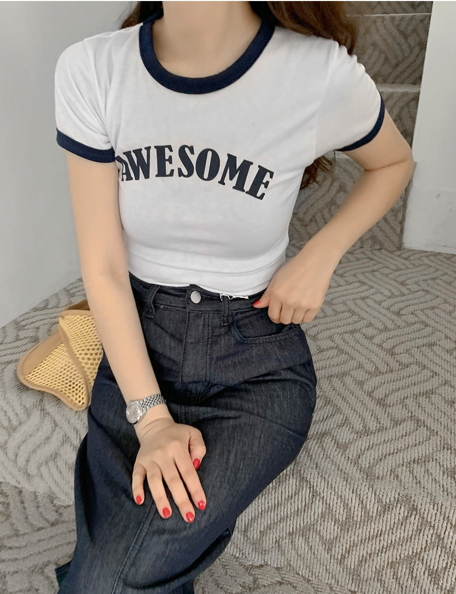 ラウンドネッククロップドスリム半袖ロゴ配色Tシャツ