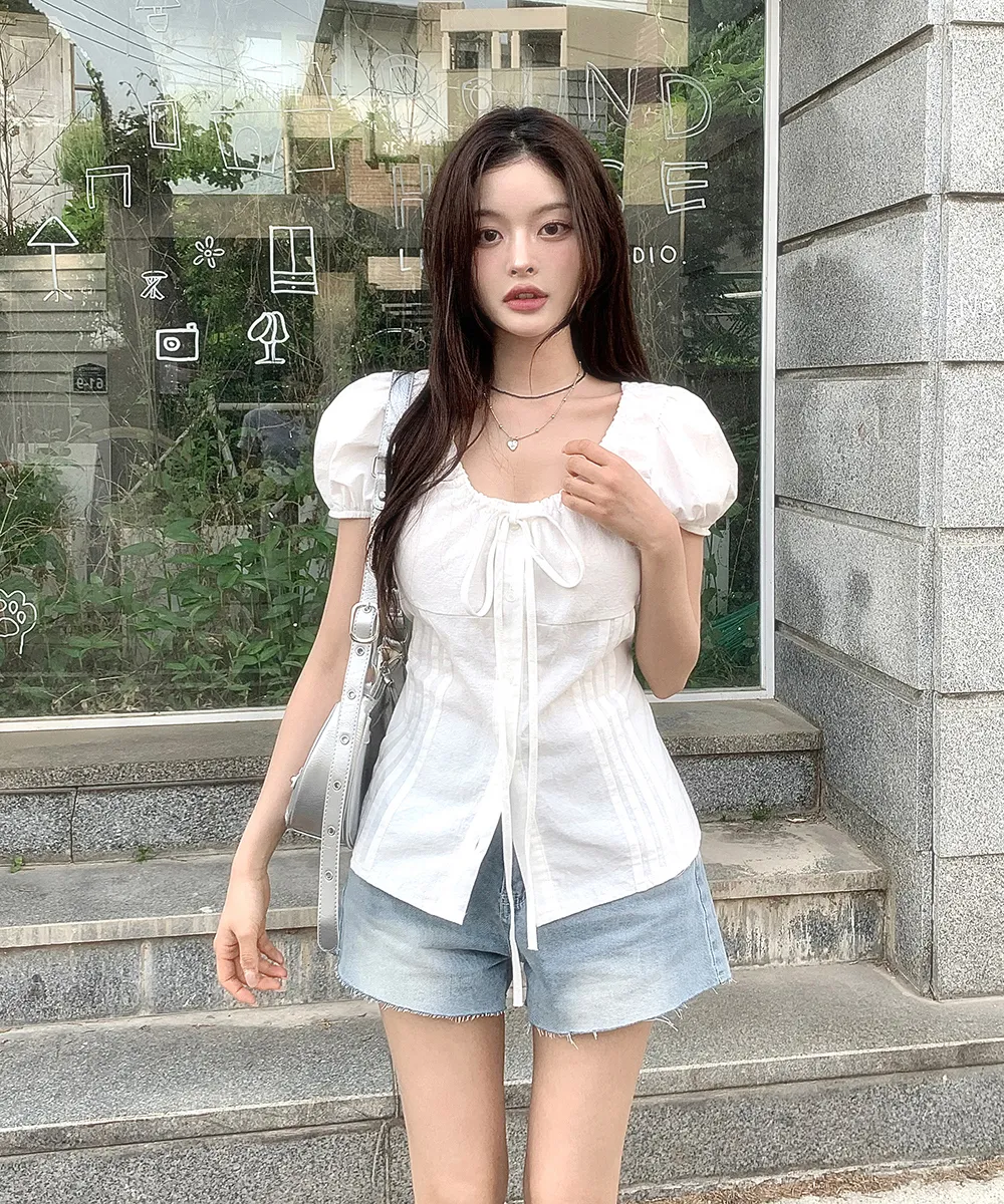 반바지 모델 착용 이미지-S2L17
