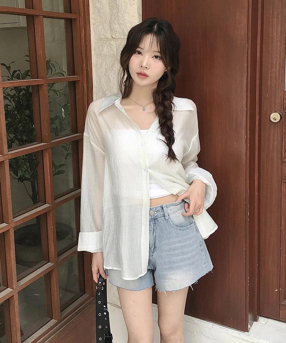 반바지 모델 착용 이미지-S2L35