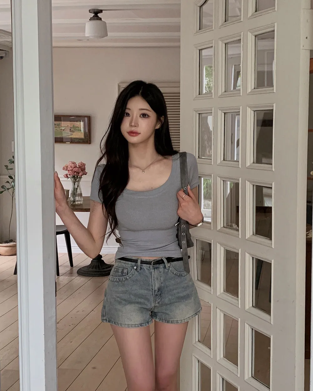 반바지 모델 착용 이미지-S1L178