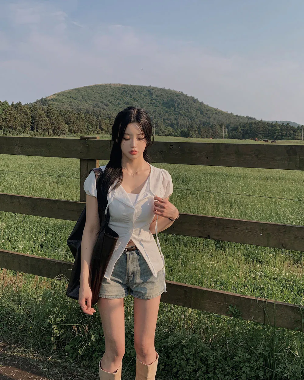 반바지 모델 착용 이미지-S1L89