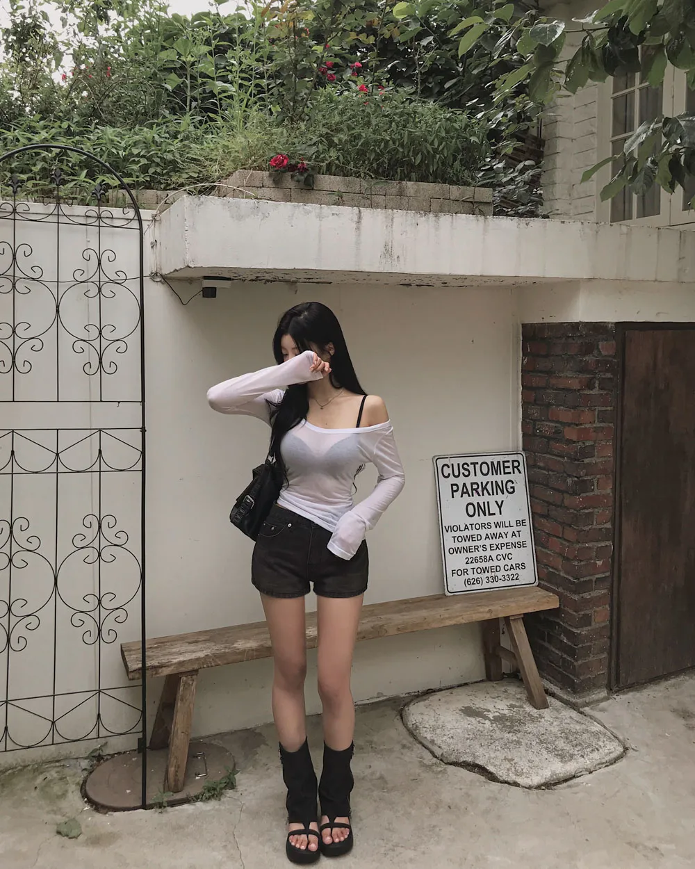 반바지 모델 착용 이미지-S1L139