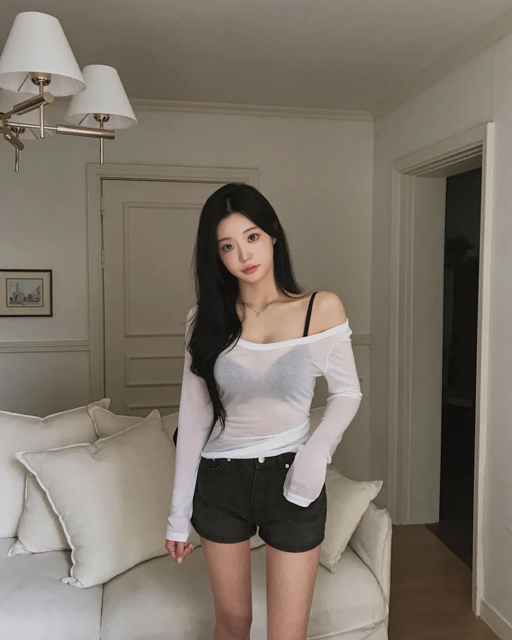 반바지 모델 착용 이미지-S1L131
