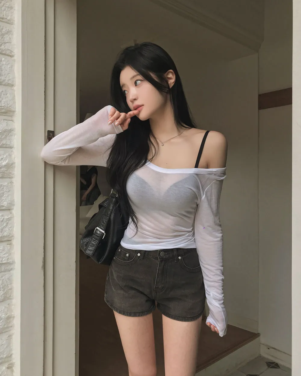 반바지 모델 착용 이미지-S1L151
