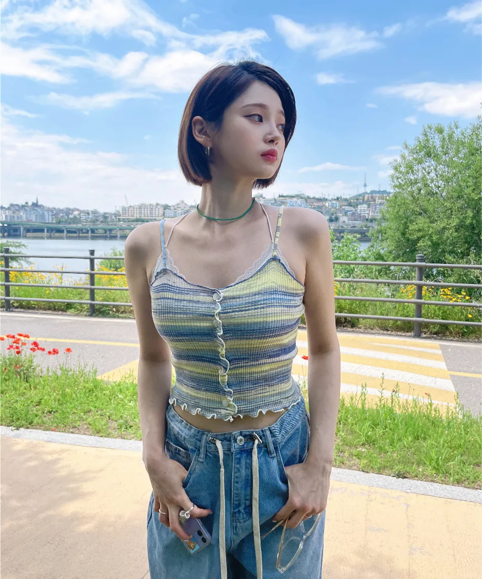민소매 모델 착용 이미지-S1L18