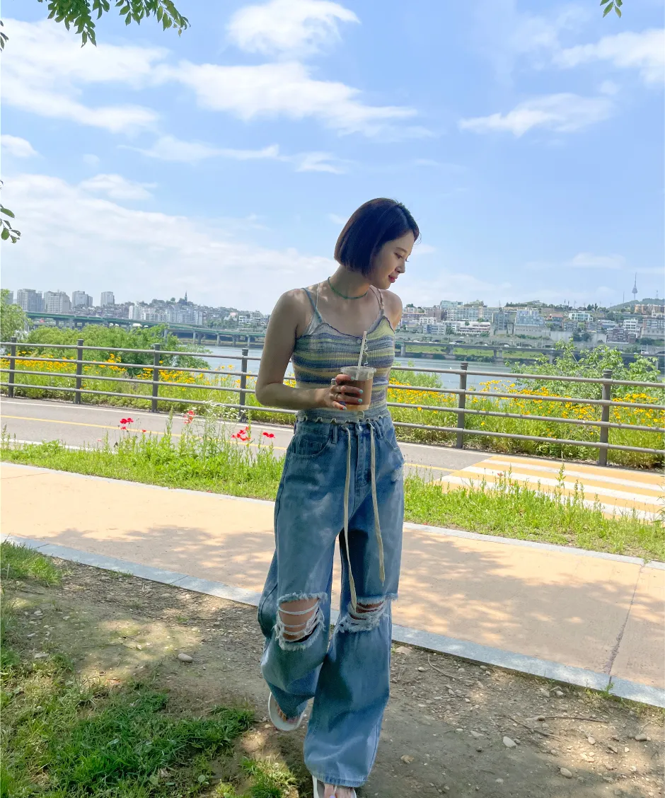 민소매 모델 착용 이미지-S1L8