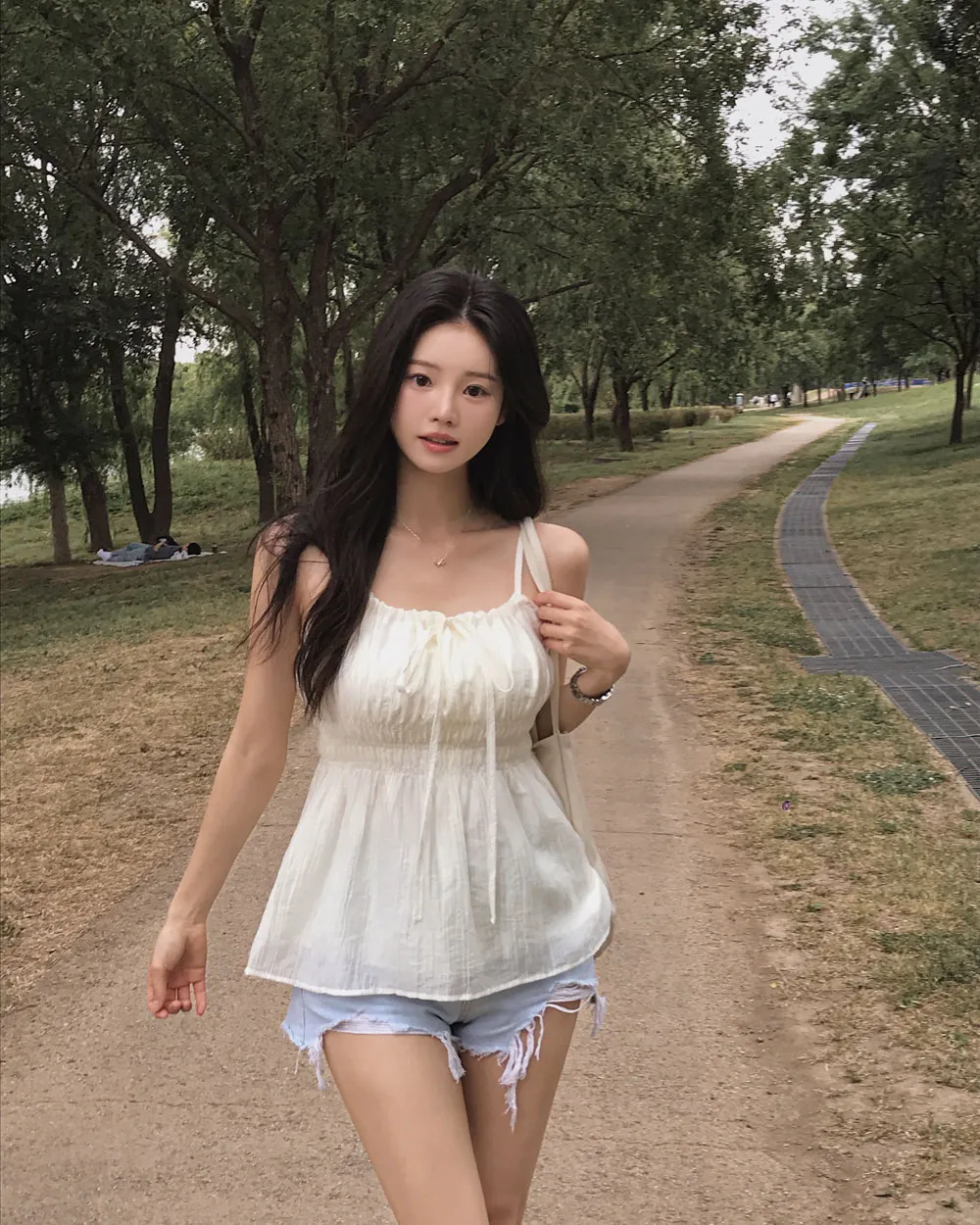 드레스 모델 착용 이미지-S1L41