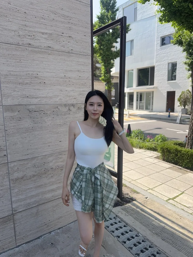 드레스 모델 착용 이미지-S1L35