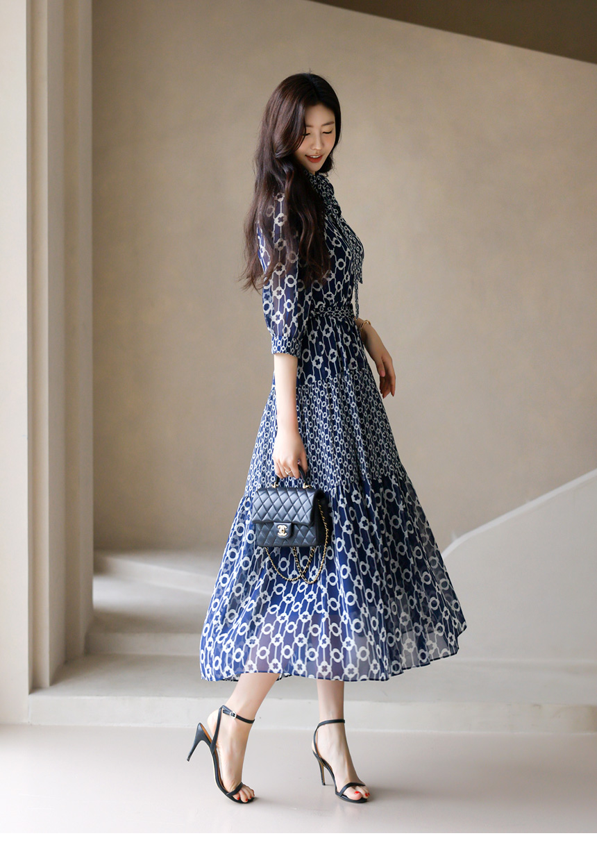8044. 【極美品】arisana 花柄ワンピース ハートボタン フォーマル 8044. 【極美品】arisana 花柄ワンピース ハートボタン