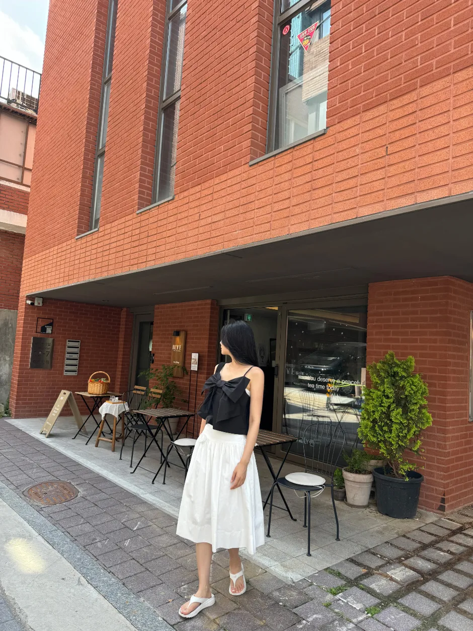 민소매 모델 착용 이미지-S1L21