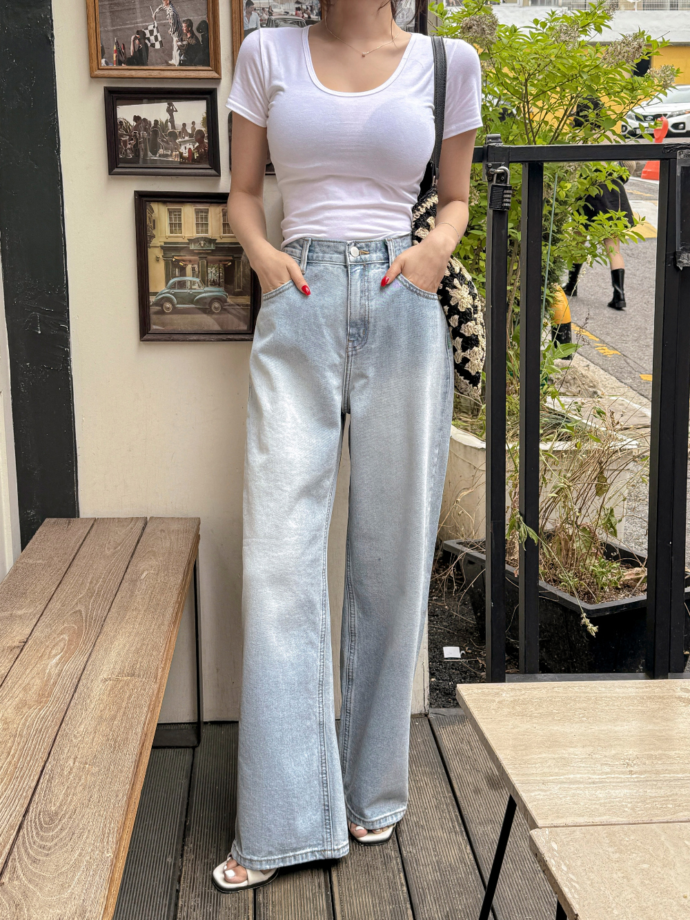 ハイウエストワイドストレートウォッシングライトブルーデニムパンツ