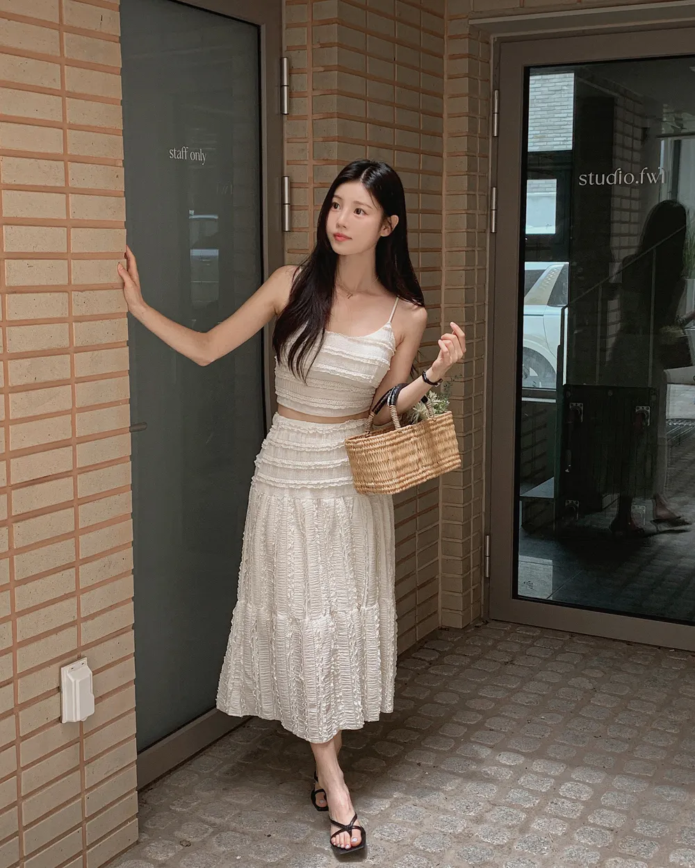 드레스 모델 착용 이미지-S1L35