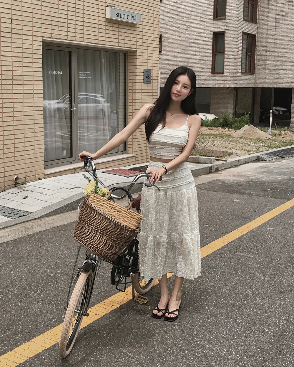 드레스 모델 착용 이미지-S1L71