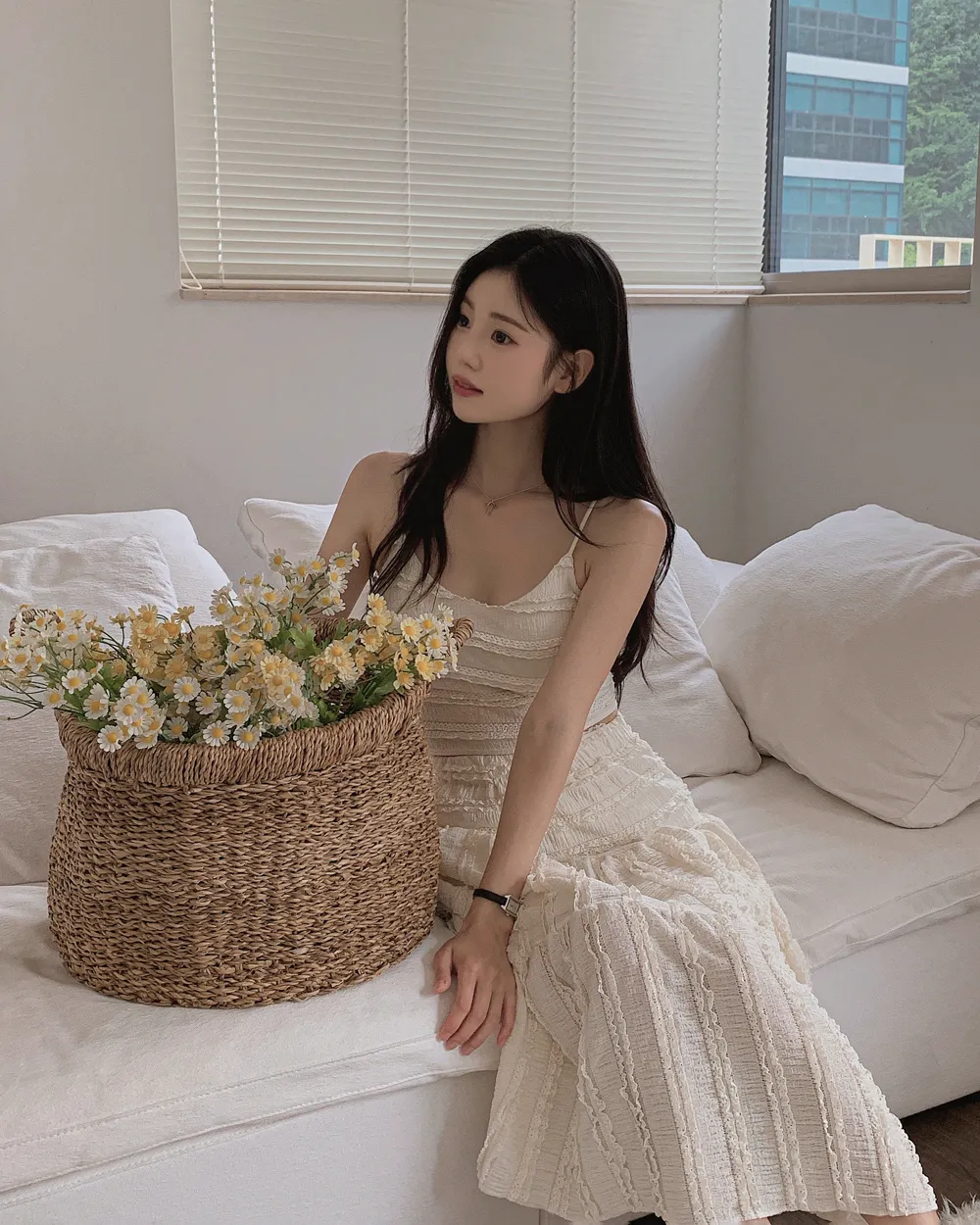 드레스 모델 착용 이미지-S1L54