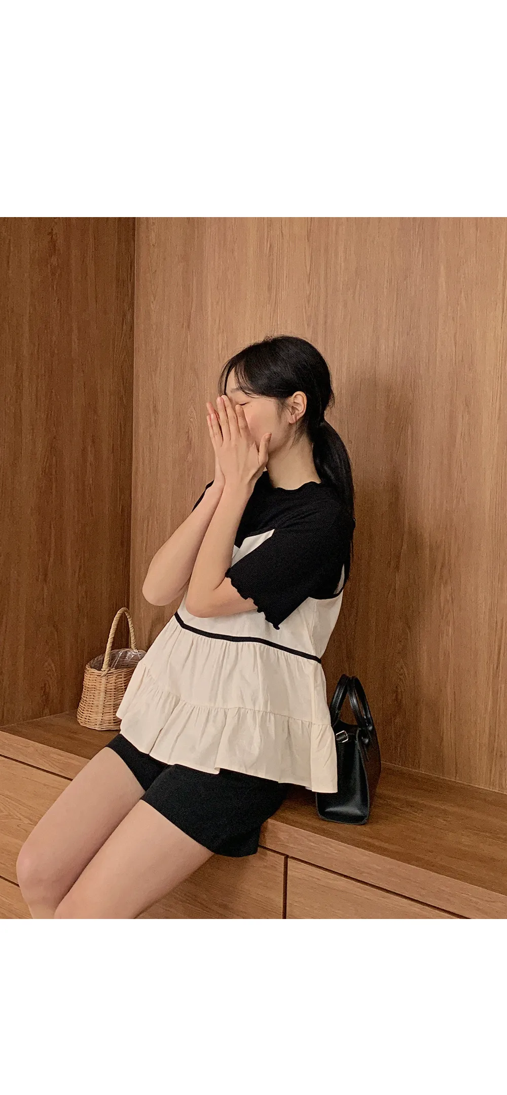 위러블리반팔_와플지 러플티셔츠