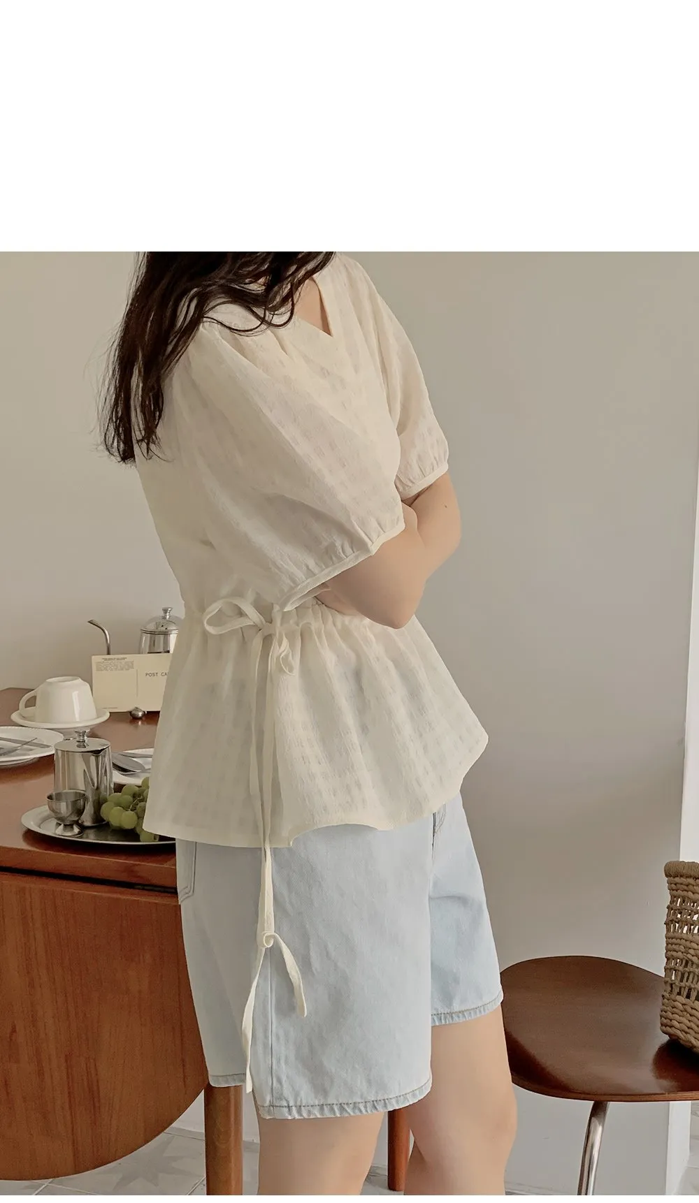 마인듀 브이넥 허리스트링 반팔 체크 블라우스