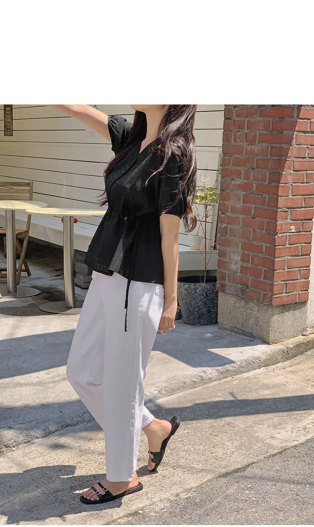 마인듀 브이넥 허리스트링 반팔 체크 블라우스