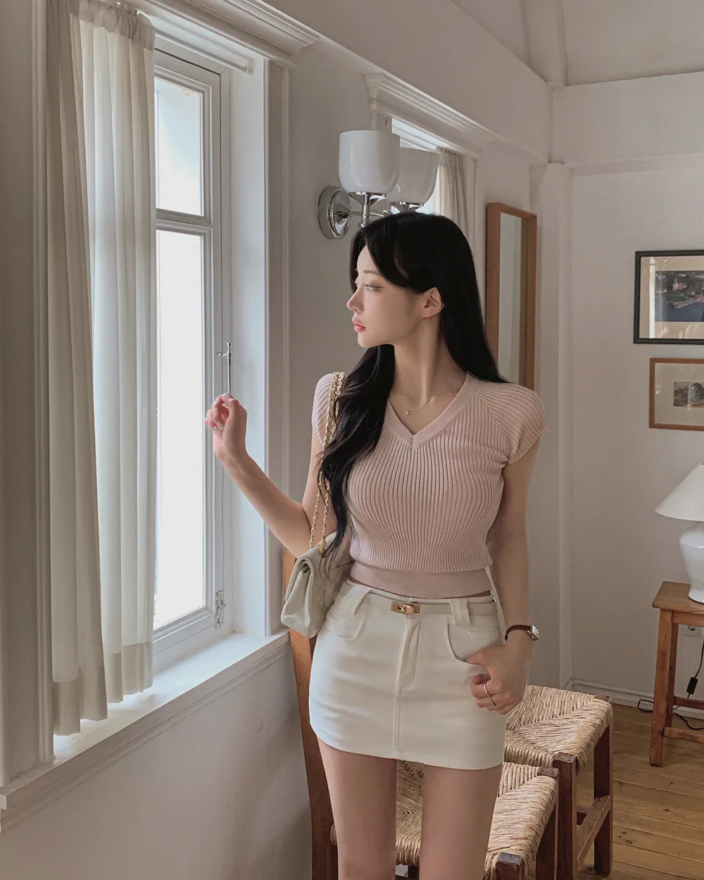 민소매 모델 착용 이미지-S1L42