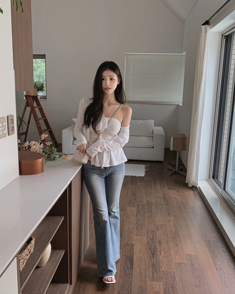 민소매 모델 착용 이미지-S1L98