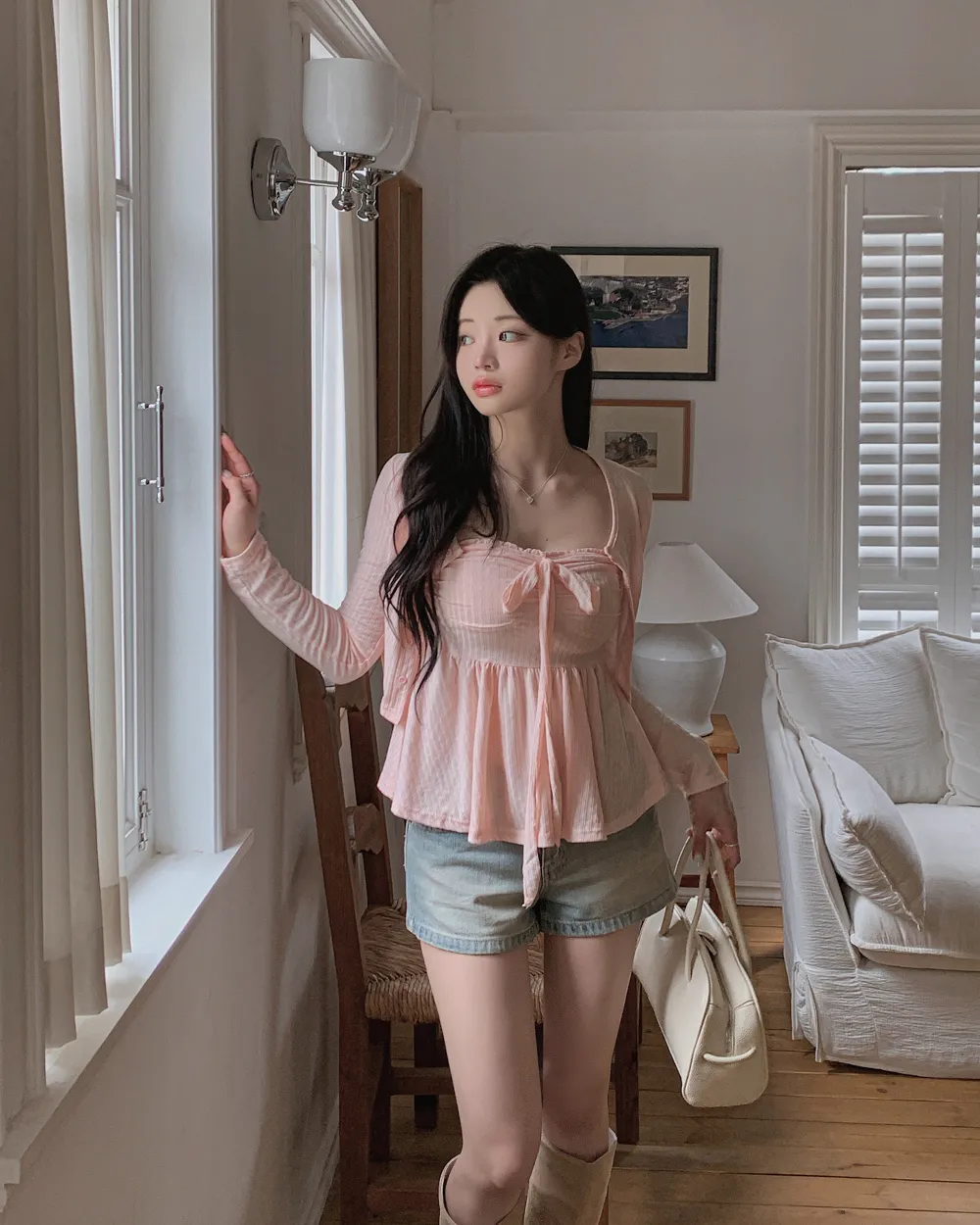 민소매 모델 착용 이미지-S1L50