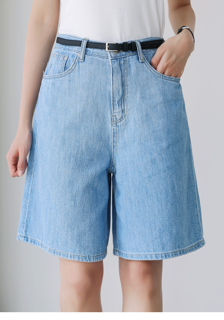 【新品未使用】　アニマルプリント デニムバミューダパンツ　38 ZARA アニマルプリントデニムバミューダパンツ EU36新品タグ付き