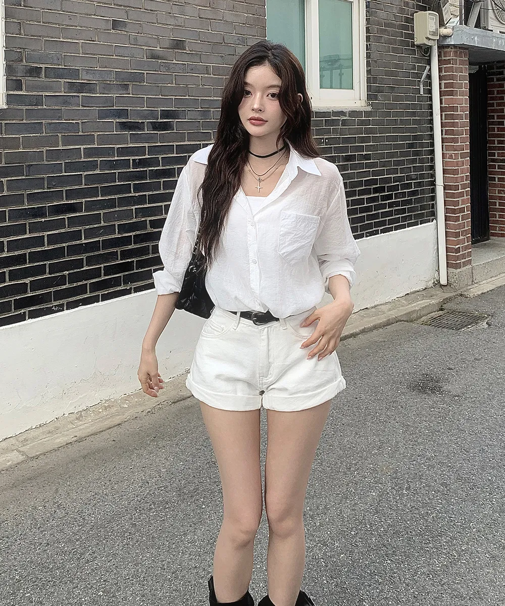 반바지 모델 착용 이미지-S2L68