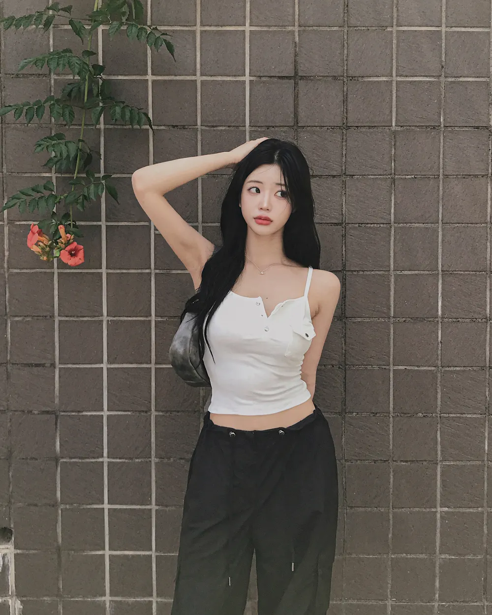 바지 모델 착용 이미지-S1L117