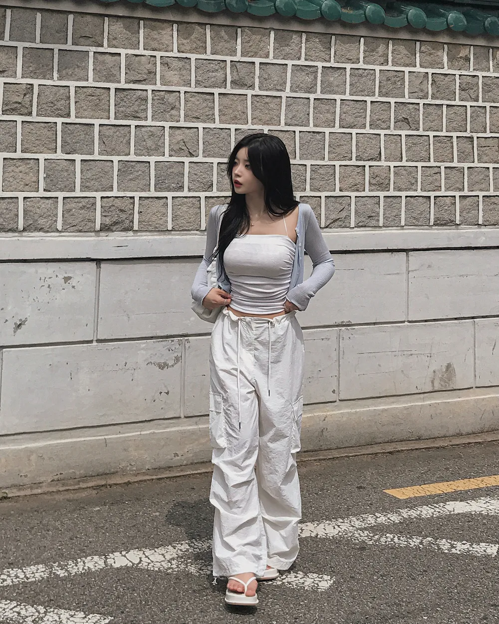 바지 모델 착용 이미지-S1L42
