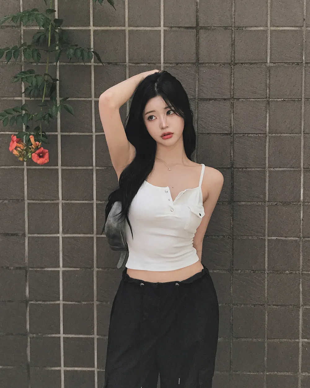 바지 모델 착용 이미지-S1L108