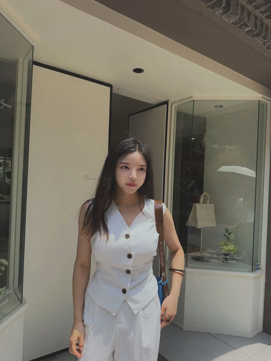 드레스 모델 착용 이미지-S1L21