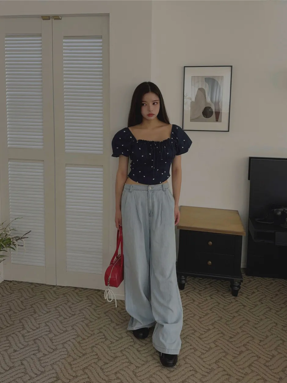 블라우스 모델 착용 이미지-S1L12