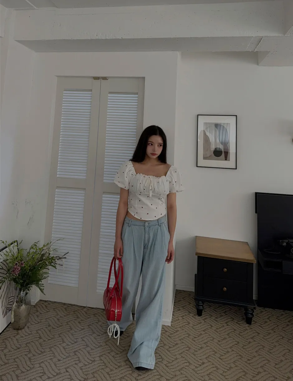 블라우스 모델 착용 이미지-S1L22