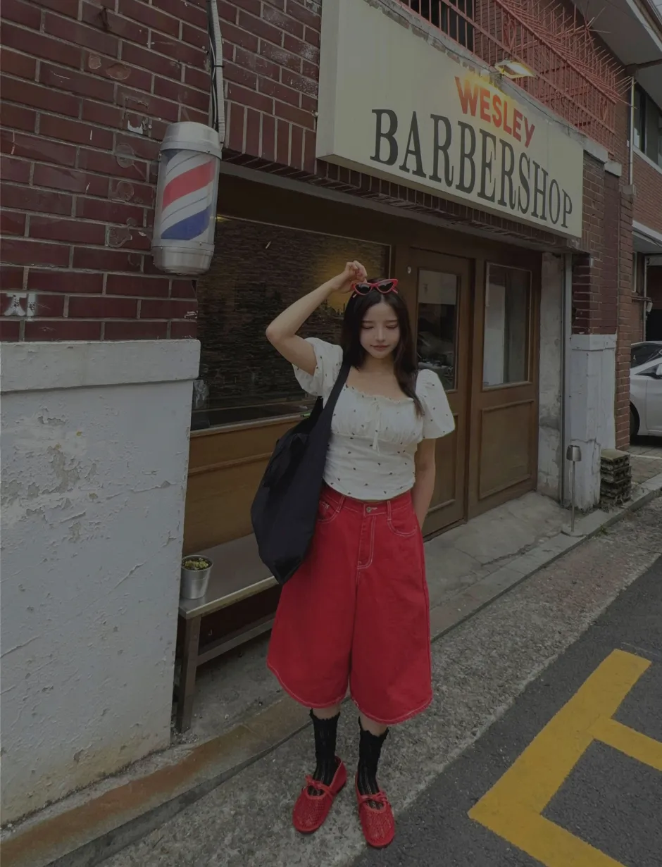 블라우스 모델 착용 이미지-S1L26