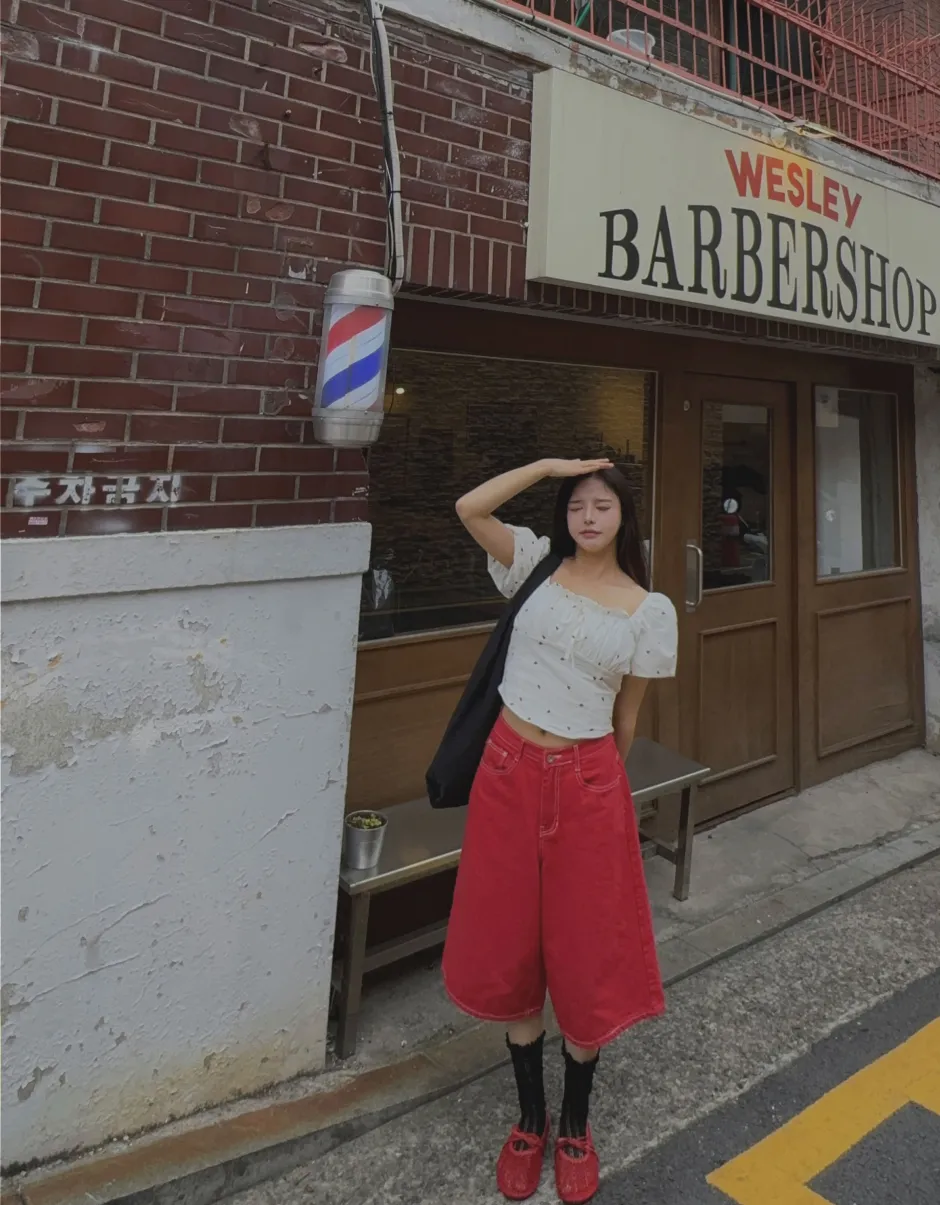 블라우스 모델 착용 이미지-S1L24