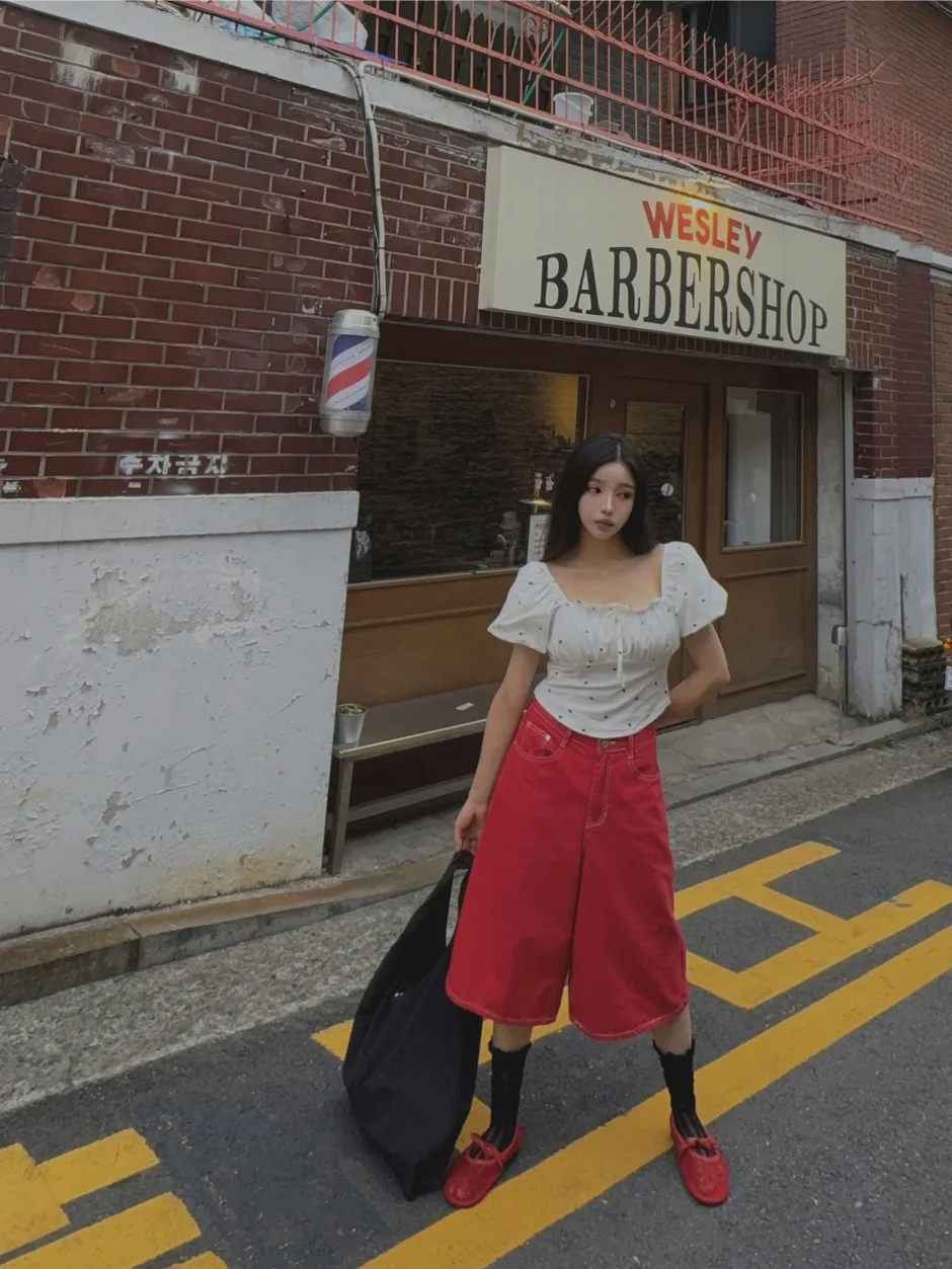 블라우스 모델 착용 이미지-S1L30