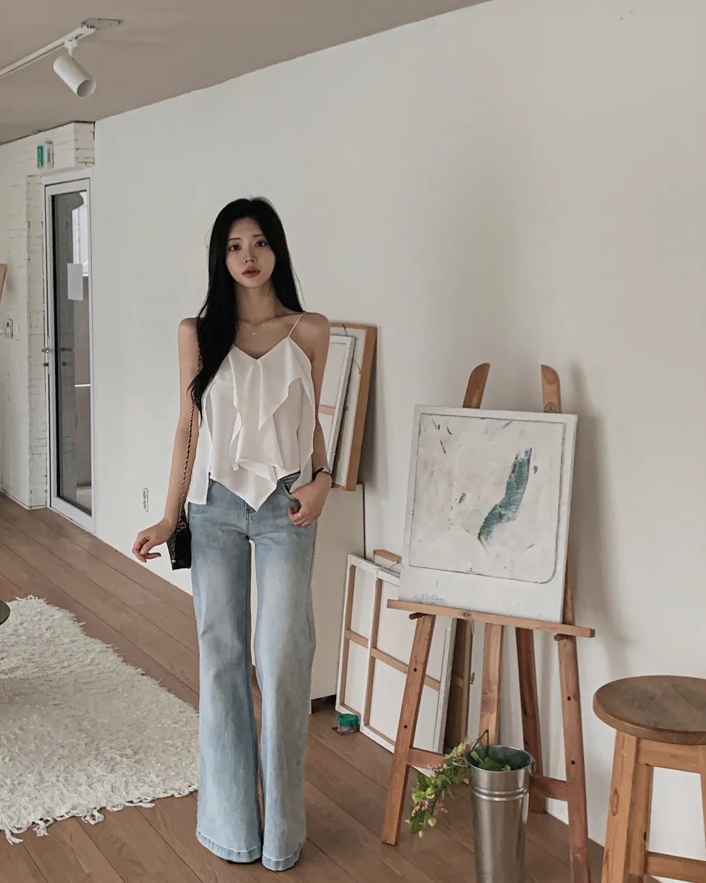민소매 모델 착용 이미지-S1L77