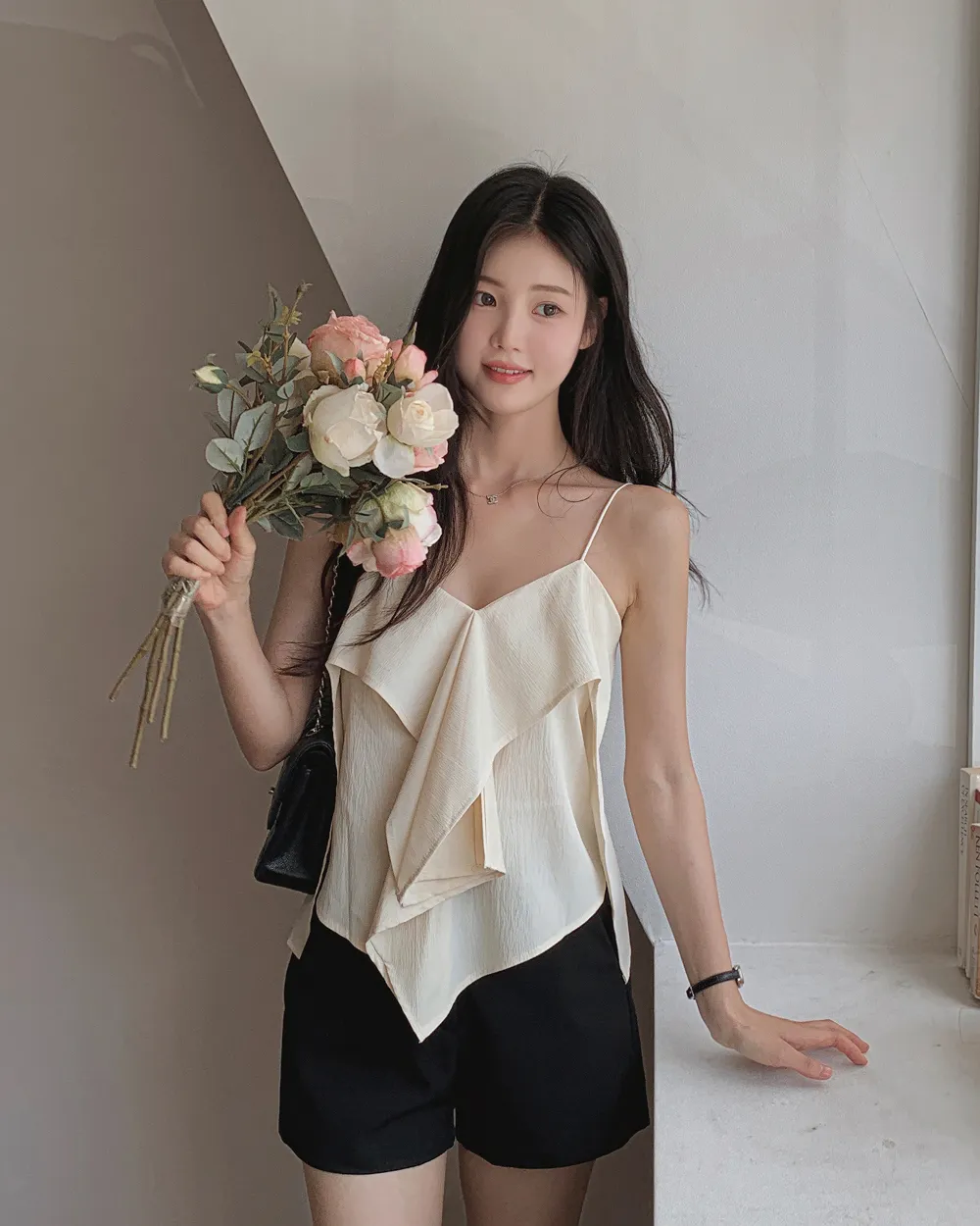 민소매 모델 착용 이미지-S1L30
