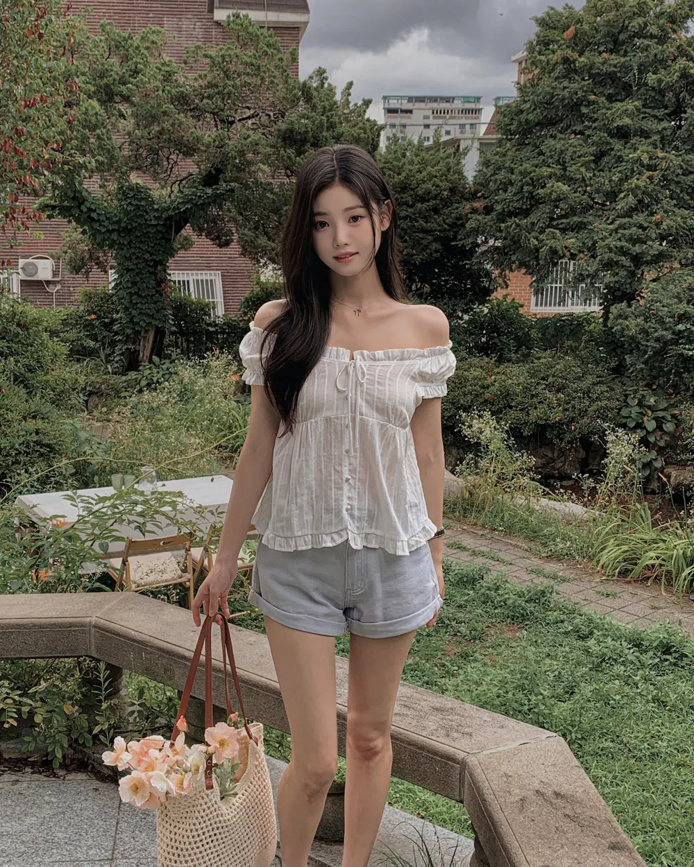 반바지 모델 착용 이미지-S1L99