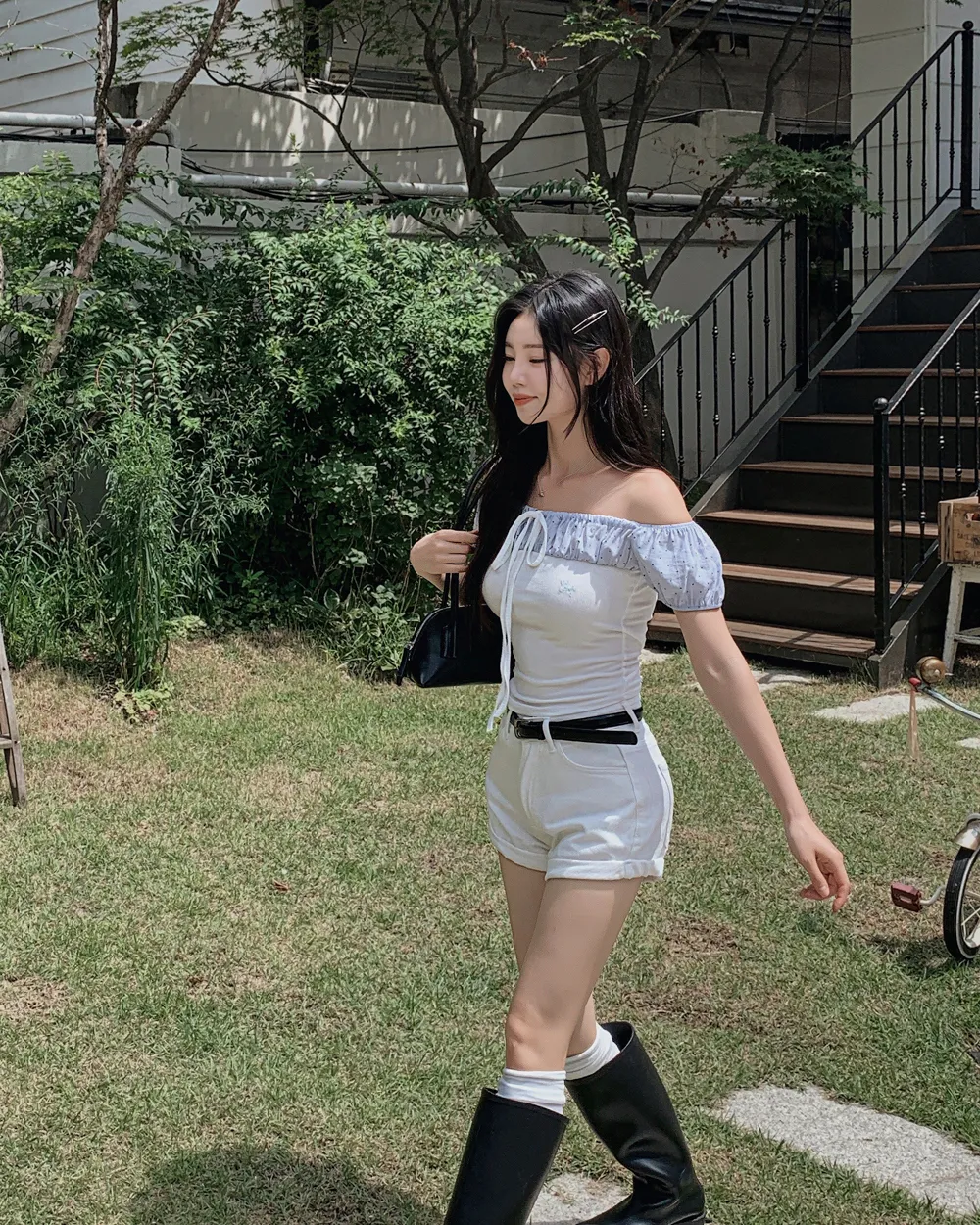 반바지 모델 착용 이미지-S1L126